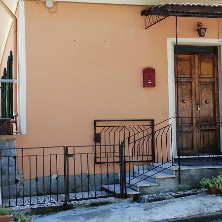 Vila I Limoni Di Matteo Biassa Exteriér fotografie